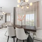 Cosmopolitan **** Appartamento